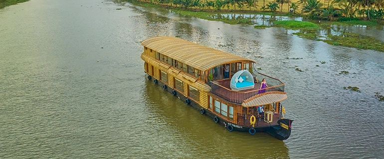 cruise houseboat